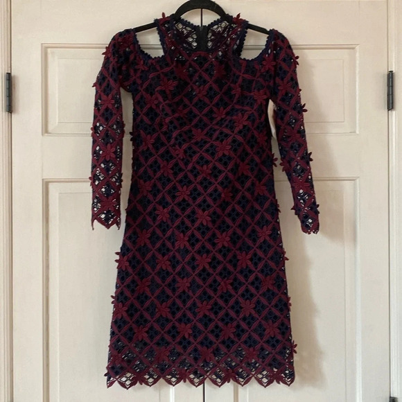 Self-Portrait Floral Grid Cold Shoulder Mini Dress Burgundy Navy Guipure Lace 6‎ - Picture 6 of 16